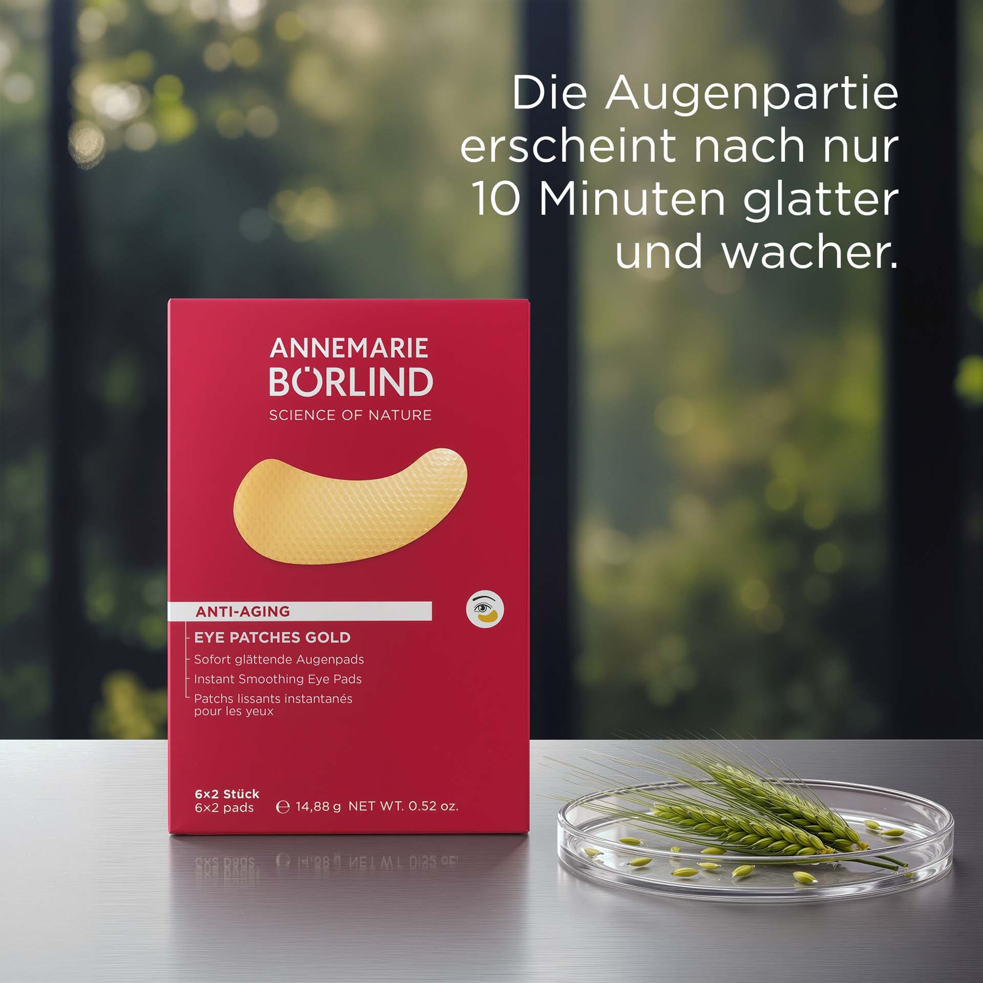 ANTI-AGING AUGENPADS GOLD Sachet in rot mit weißer Schrift vor Waldhintergrund mit USP DE
