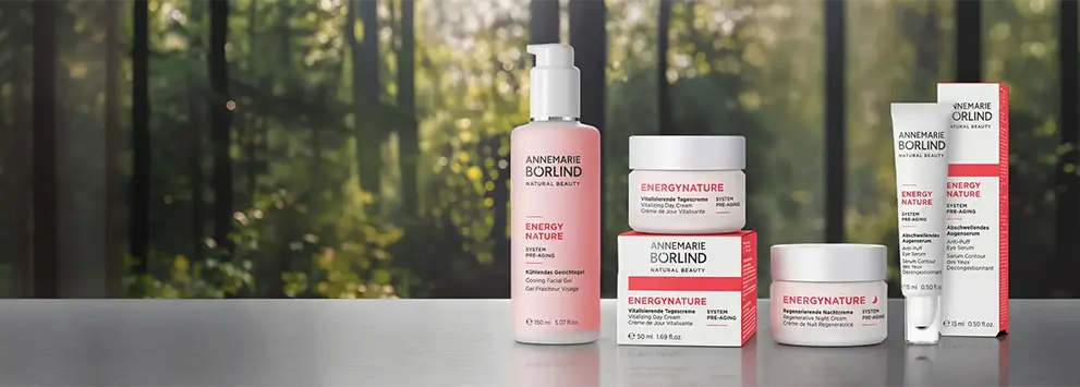Energynature Produkte vor Waldhintergrund