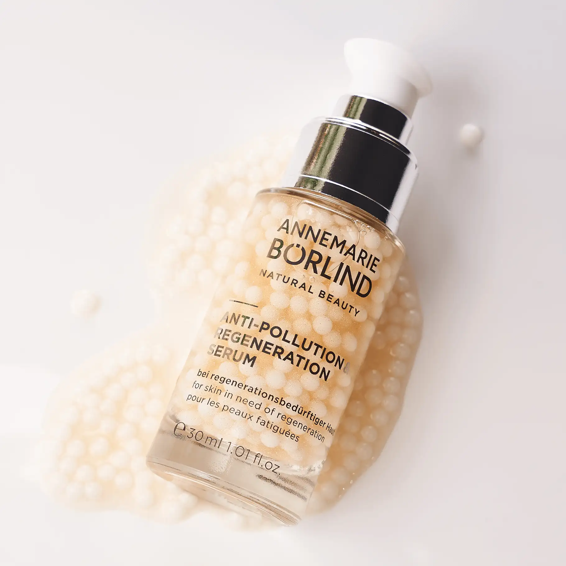 ANNEMARIE BÖRLIND Anti-Pollution & Regeneration Serum mit Perlen in Glasflasche, 30 ml